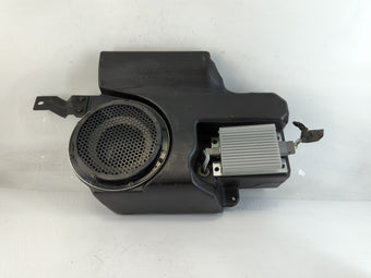 compare product 2010 Ford Flex Speaker/subwoofer
