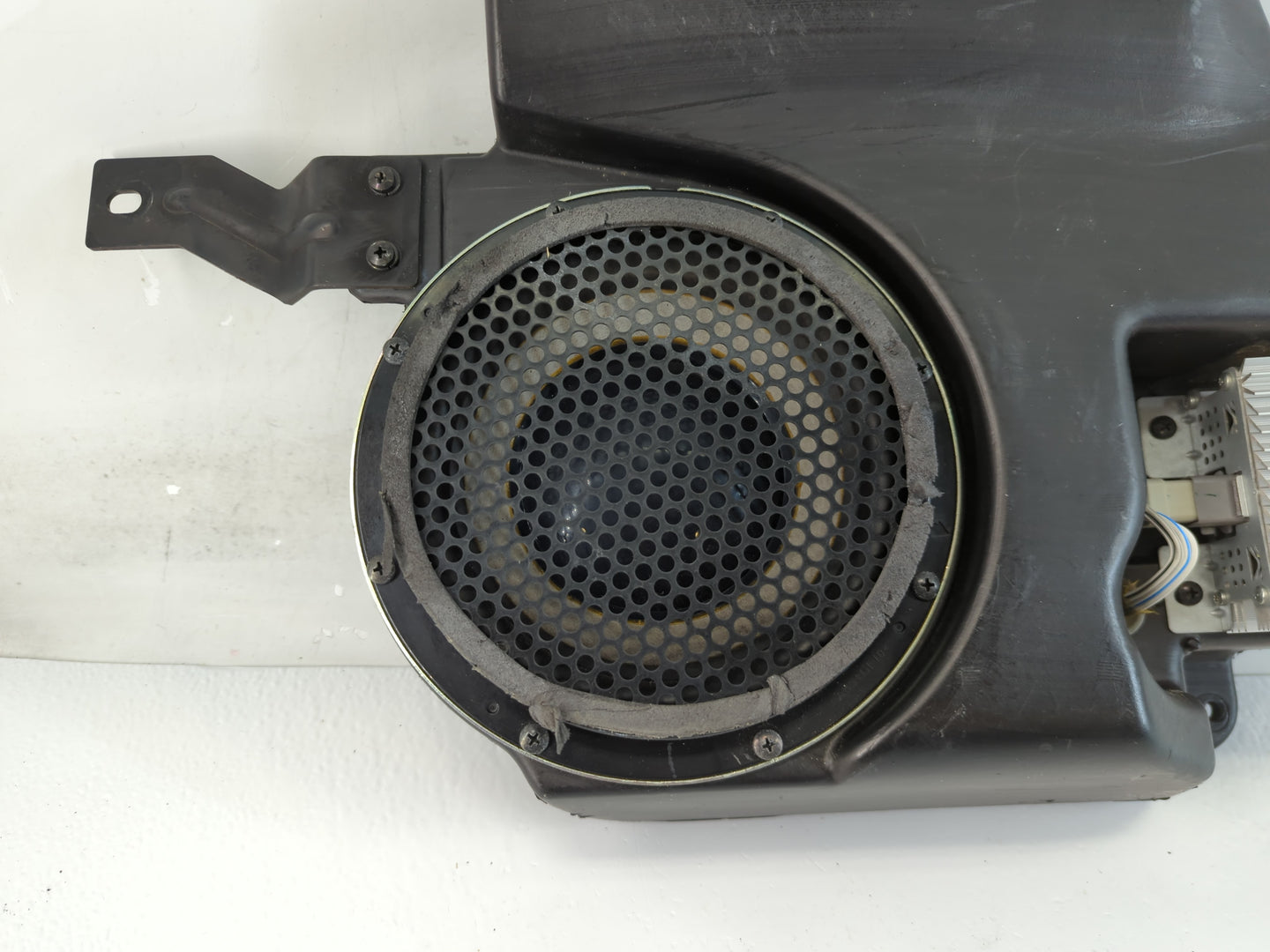 2010 Ford Flex Speaker/subwoofer - Oemusedautoparts1.com