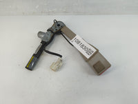 2011 Ford Expedition Passenger Right Seat Belt Front Retractor - Oemusedautoparts1.com