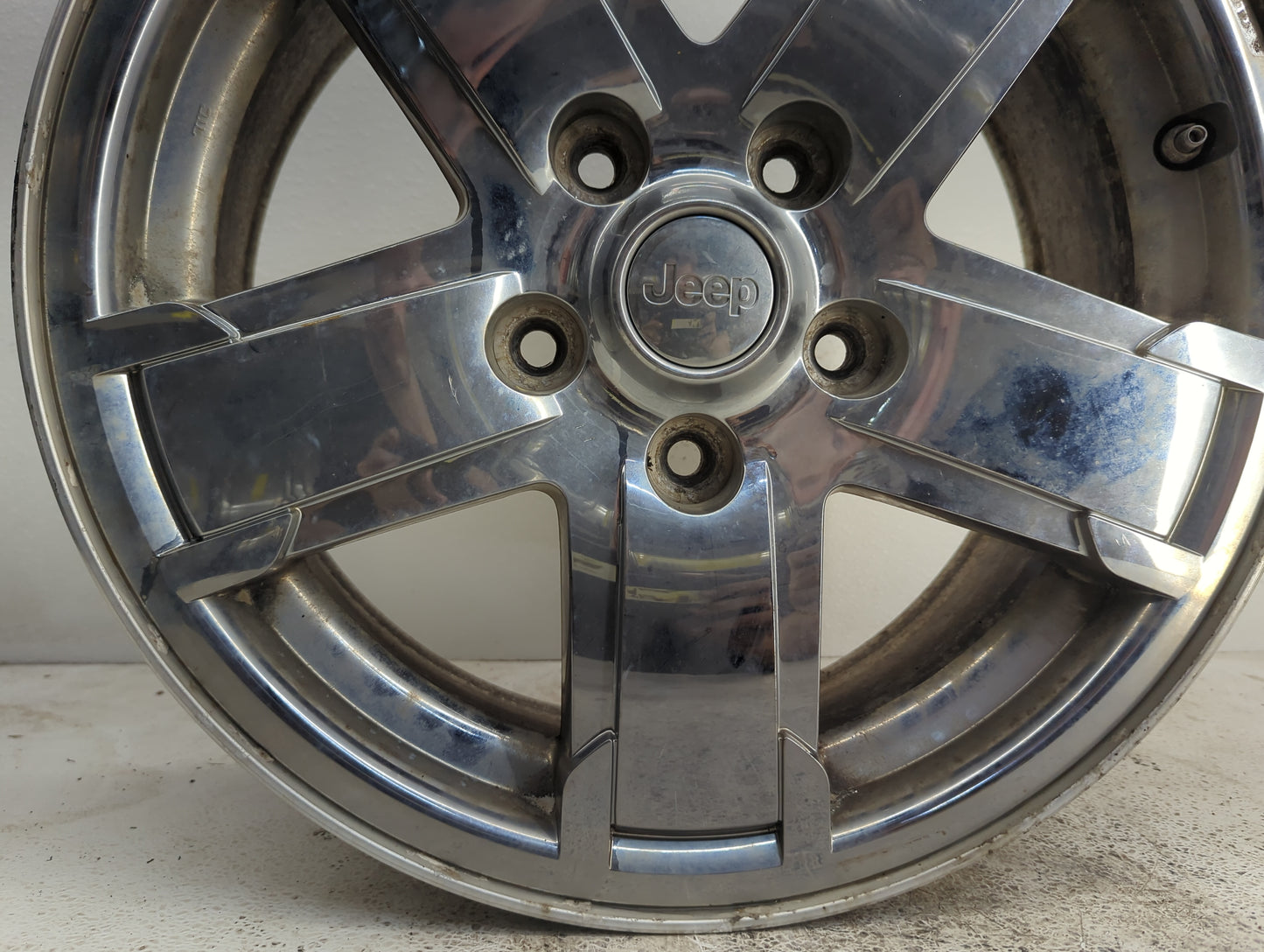 2005-2007 Jeep Grand Cherokee Oem Wheel Rim