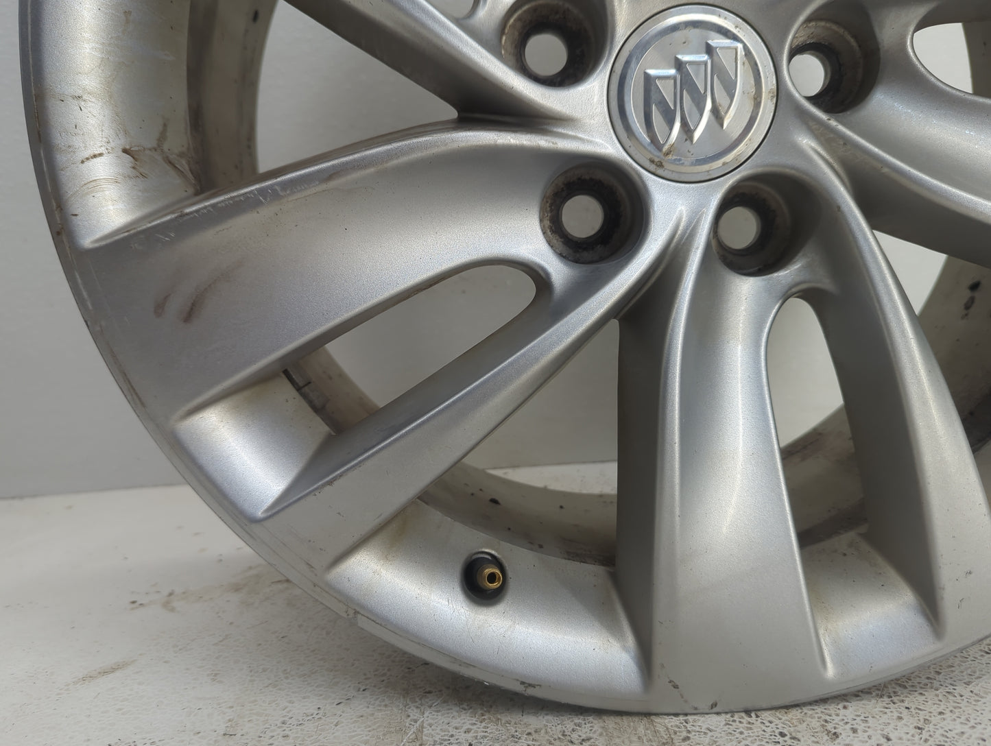 2014-2017 Buick Regal Oem Wheel Rim