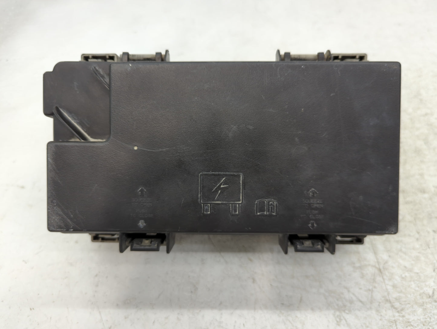 Dodge Caravan Fusebox Fuse Box Relay Module Tipm 68217405ab