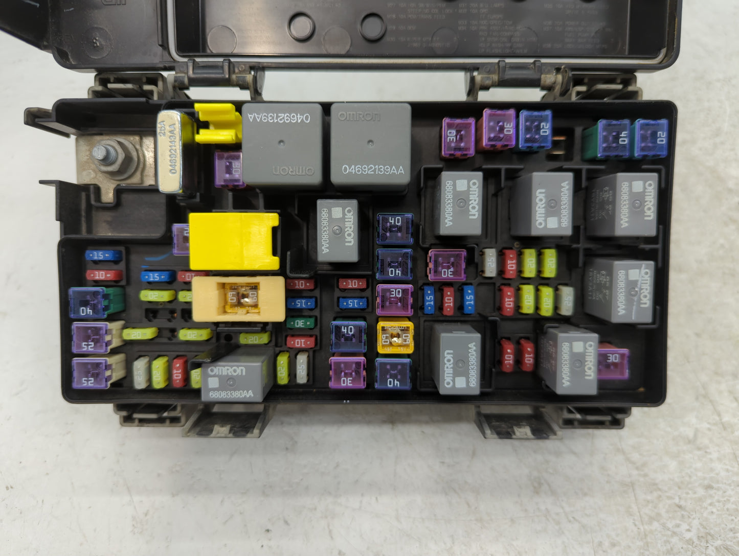 Dodge Caravan Fusebox Fuse Box Relay Module Tipm 68217405ab