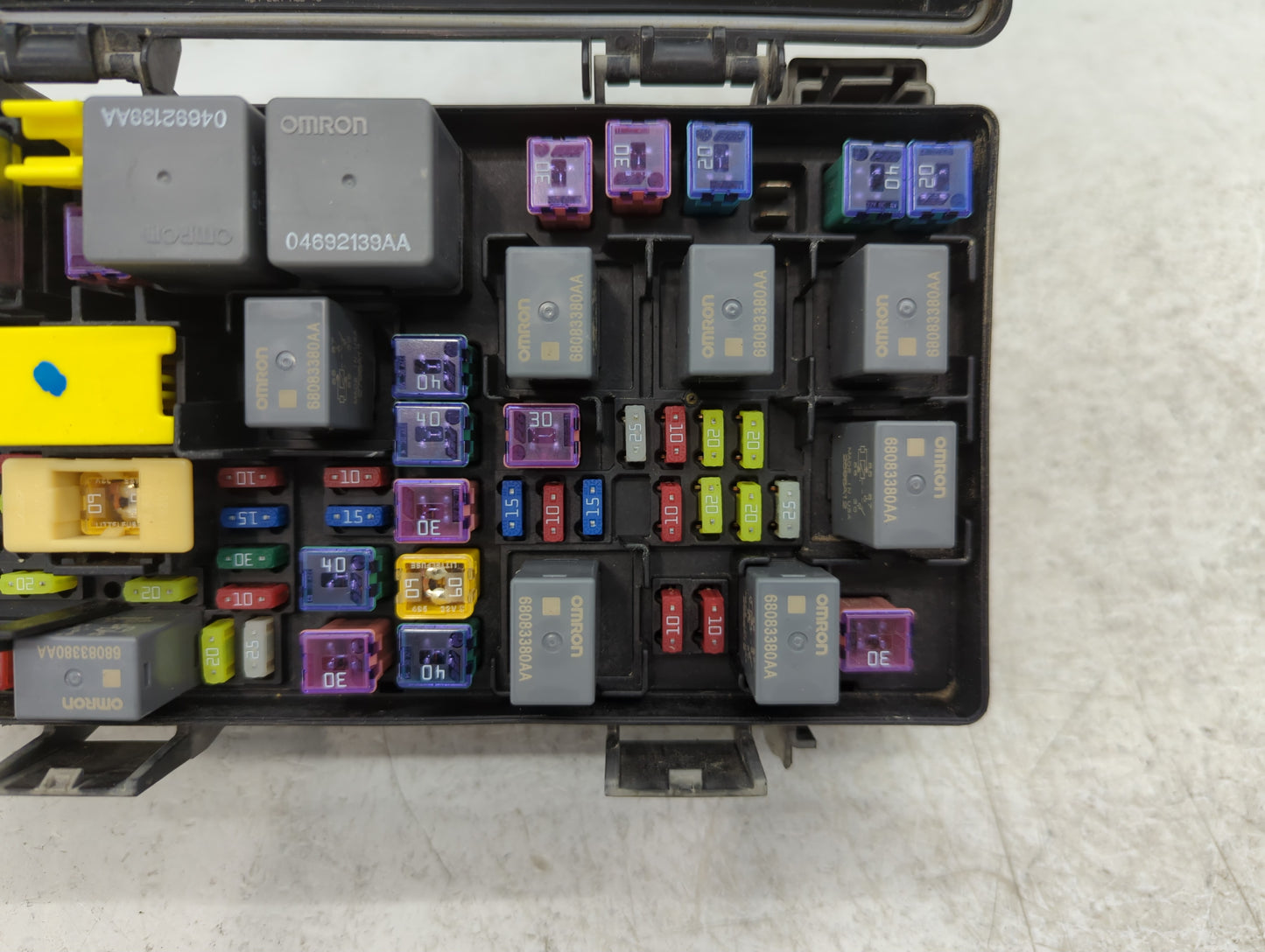 Dodge Caravan Fusebox Fuse Box Relay Module Tipm 68239606aa