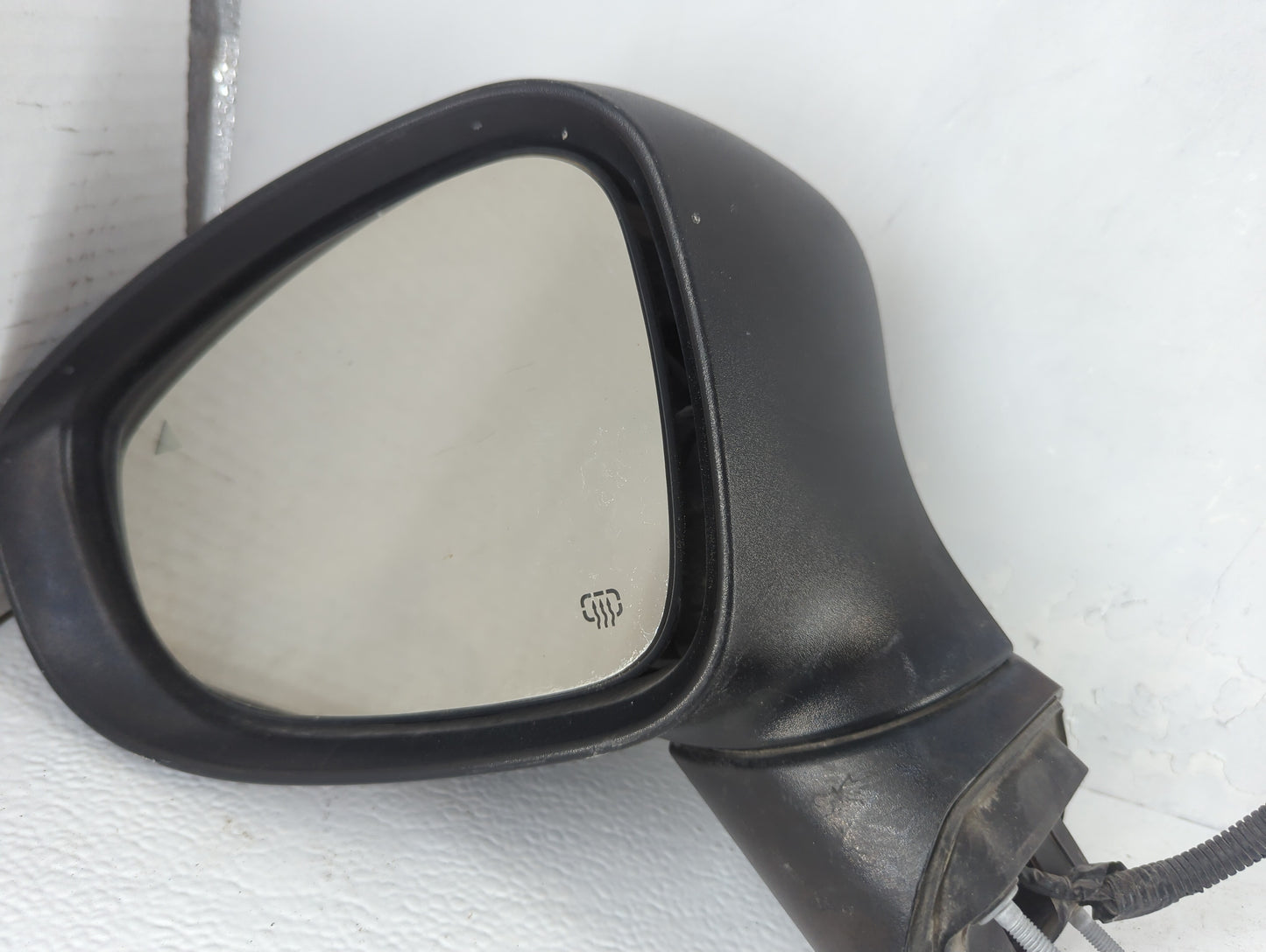2017-2019 Chrysler Pacifica Side Mirror Replacement Driver Left View Door Mirror P/N:E11048398 Fits Fits 2017 2018 2019 OEM Used Auto Parts
