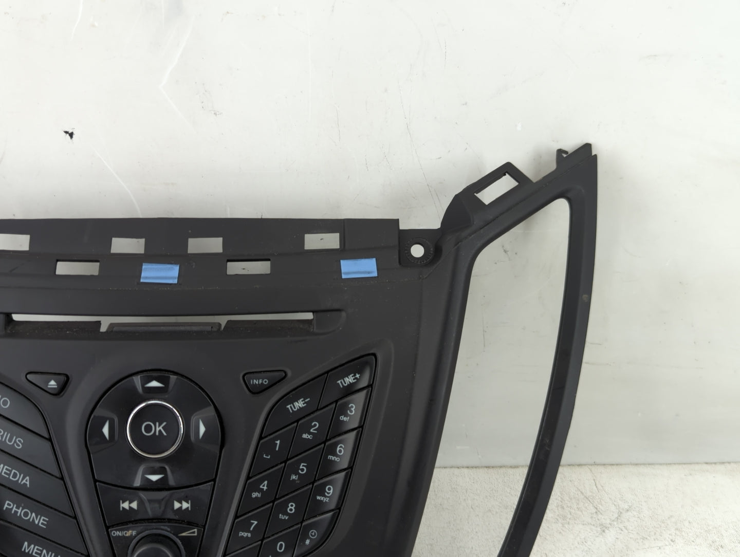 2015-2016 Ford Escape Radio AM FM Cd Player Receiver Replacement P/N:CJ54 18835 AE3 Fits Fits 2015 2016 OEM Used Auto Parts - Oemusedautoparts1.com