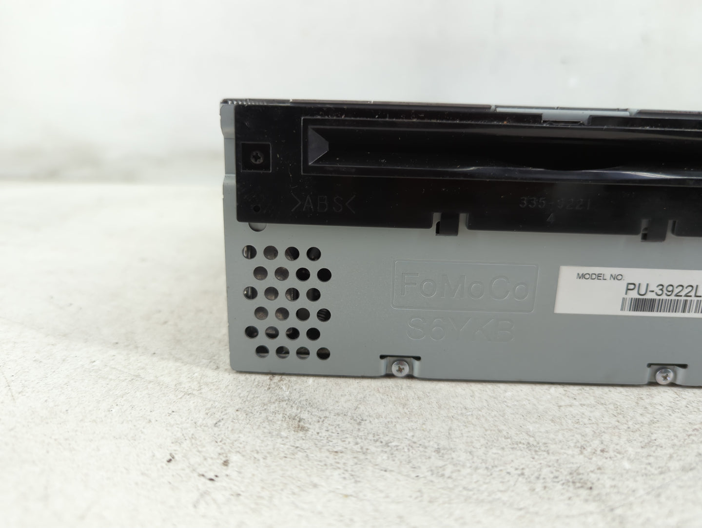 2016-2017 Ford Explorer Radio AM FM Cd Player Receiver Replacement P/N:GB5T-19C107-BG Fits Fits 2016 2017 OEM Used Auto Parts - Oemusedautoparts1.com