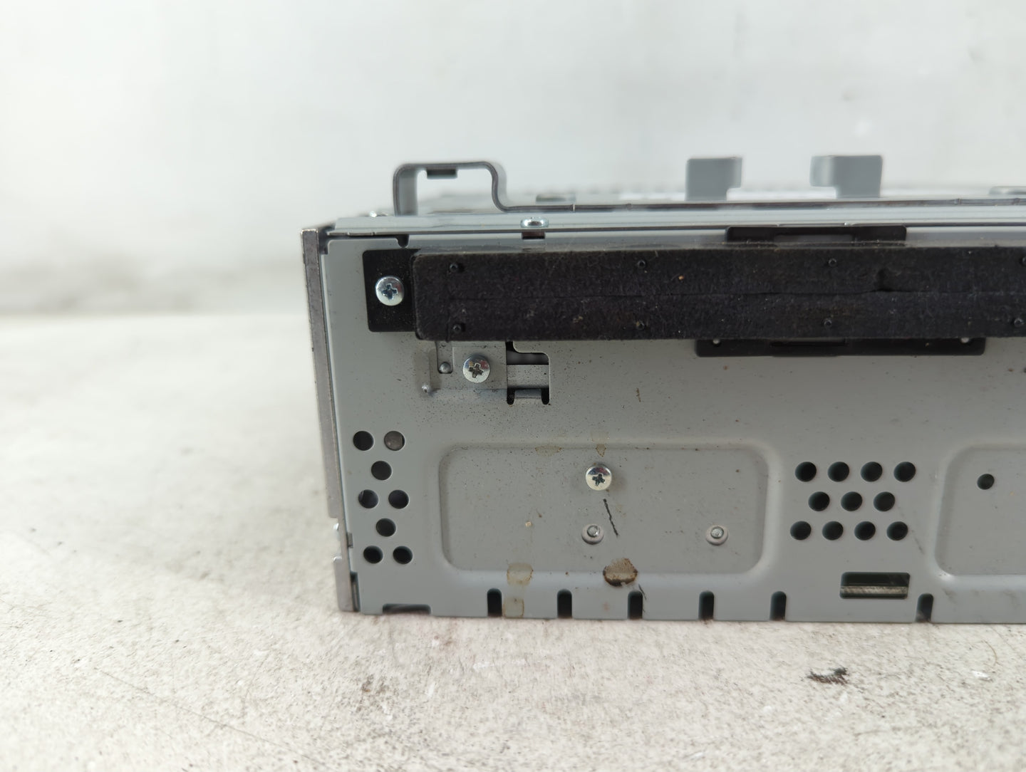 2016 Ford Escape Radio AM FM Cd Player Receiver Replacement Fits Fits 1994 1995 1996 1997 1998 OEM Used Auto Parts - Oemusedautoparts1.com