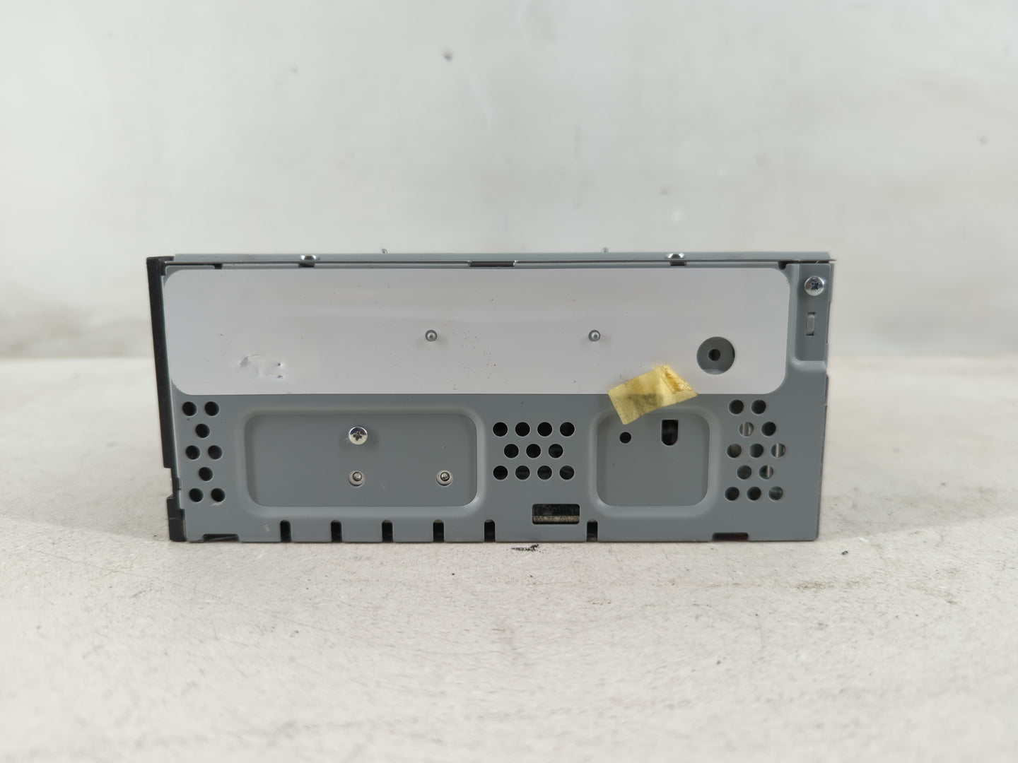 2019 Ford Escape Radio AM FM Cd Player Receiver Replacement P/N:GJ5T-19C107-KA Fits OEM Used Auto Parts - Oemusedautoparts1.com
