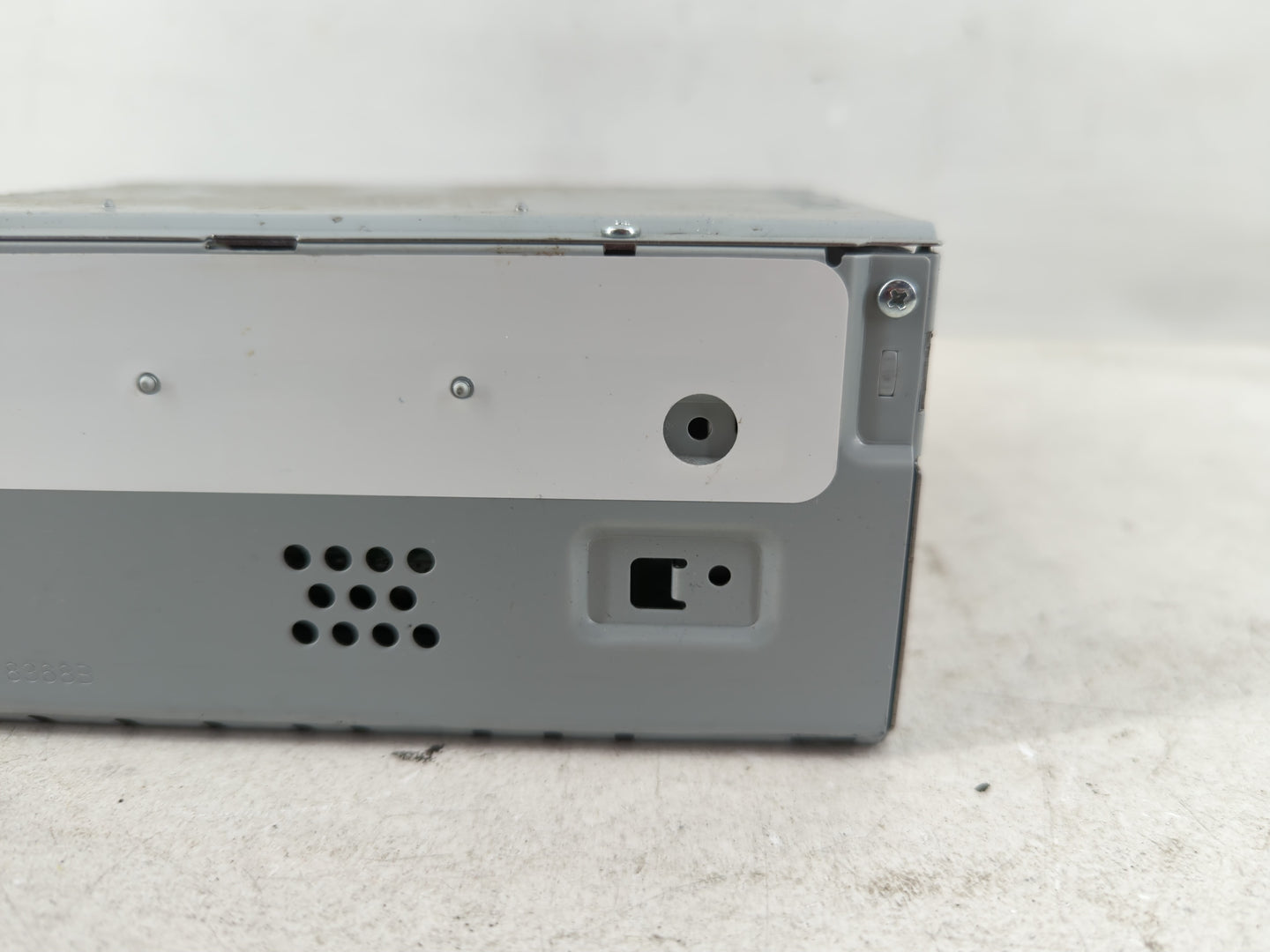 2019-2020 Ford Fusion Radio AM FM Cd Player Receiver Replacement Fits Fits 2019 2020 OEM Used Auto Parts - Oemusedautoparts1.com