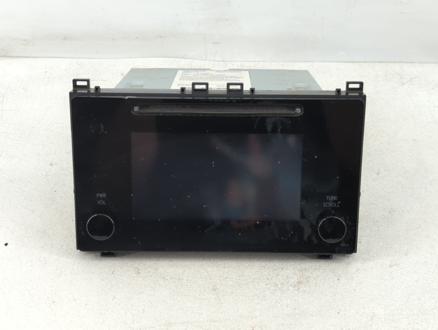 2017-2018 Toyota Corolla Radio AM FM Cd Player Receiver Replacement P/N:86140-02520 Fits Fits 2017 2018 OEM Used Auto Parts - Oemusedautoparts1.com