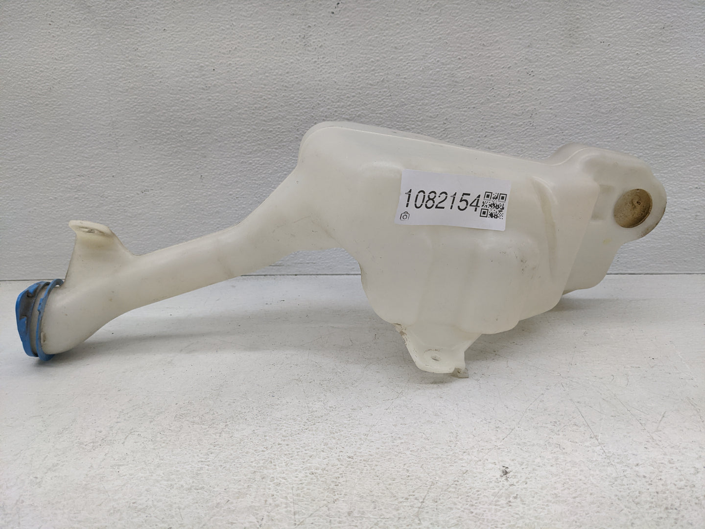 2013-2017 Honda Accord Windshield Washer Fluid Reservoir Bottle Oem - Oemusedautoparts1.com