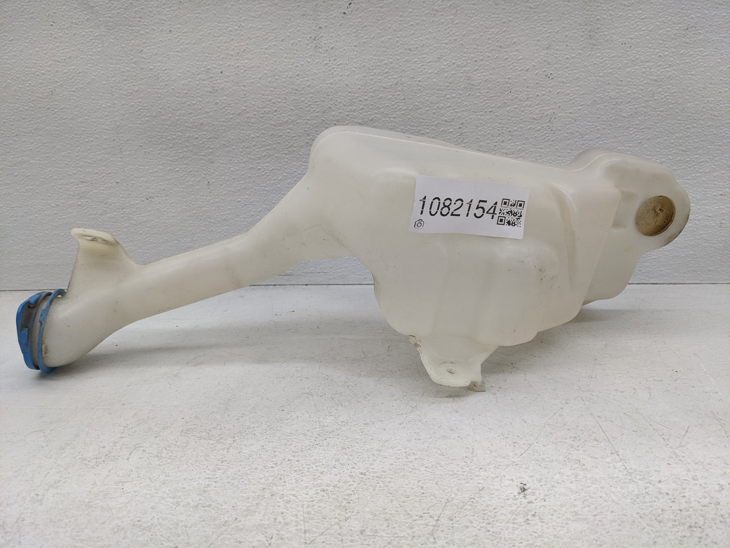 2013-2017 Honda Accord Windshield Washer Fluid Reservoir Bottle Oem - Oemusedautoparts1.com