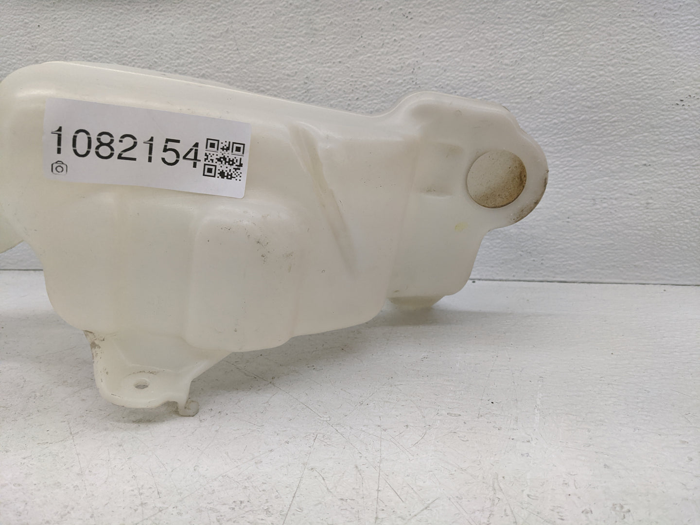 2013-2017 Honda Accord Windshield Washer Fluid Reservoir Bottle Oem - Oemusedautoparts1.com