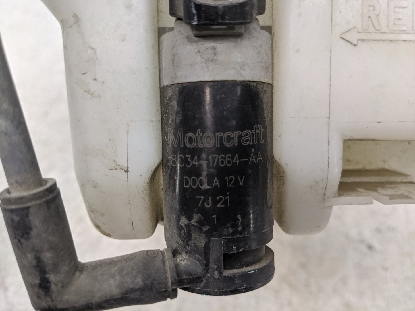 2007-2008 Ford F-150 Windshield Washer Fluid Reservoir Bottle Oem - Oemusedautoparts1.com