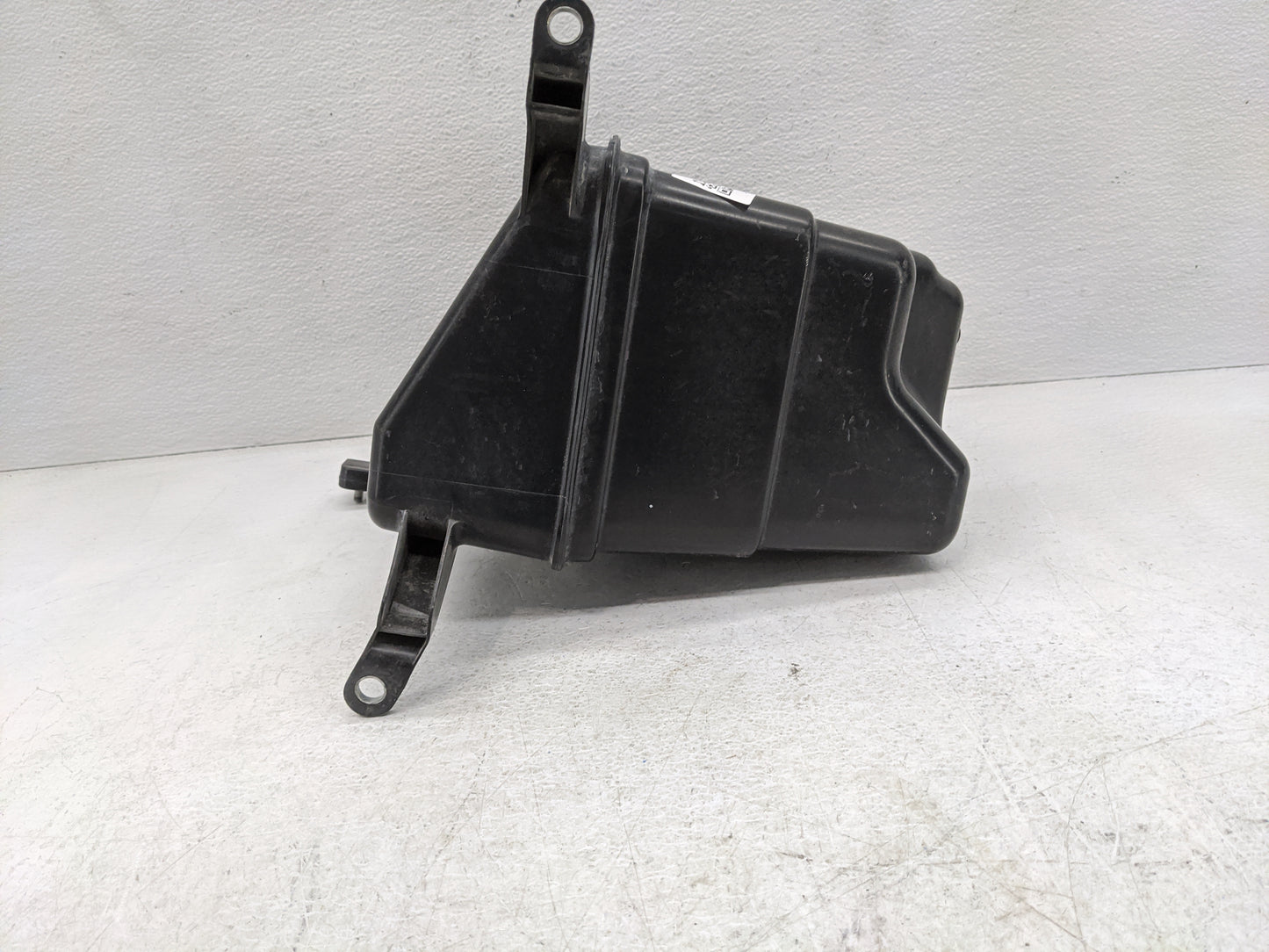 2009-2013 Toyota Corolla Windshield Washer Fluid Reservoir Bottle Oem - Oemusedautoparts1.com