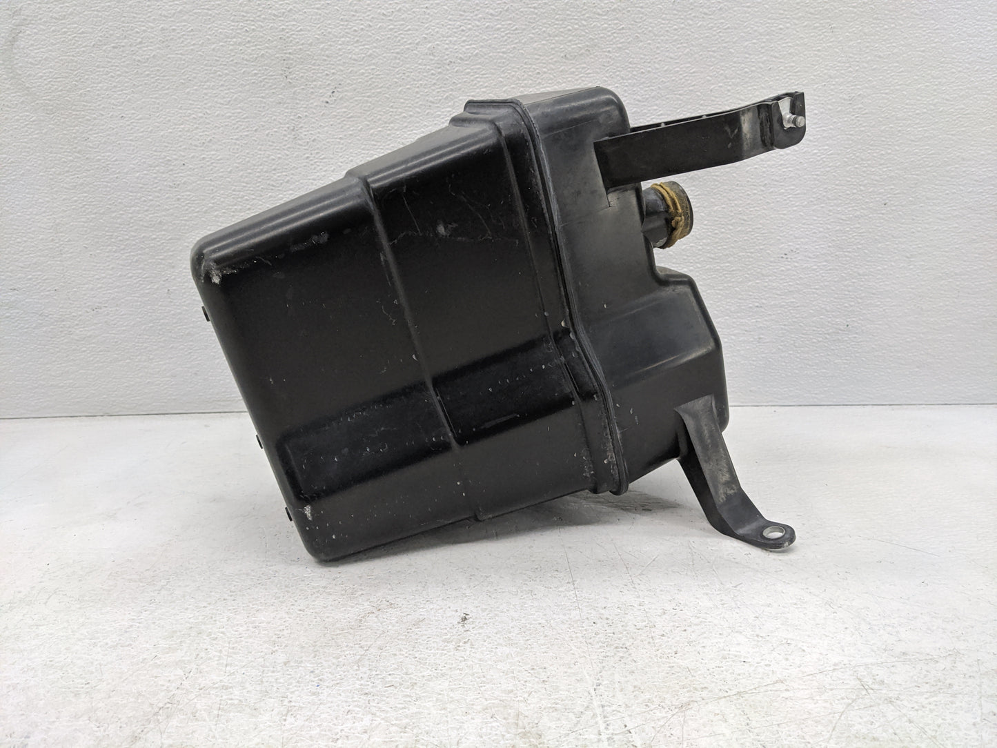2009-2013 Toyota Corolla Windshield Washer Fluid Reservoir Bottle Oem - Oemusedautoparts1.com
