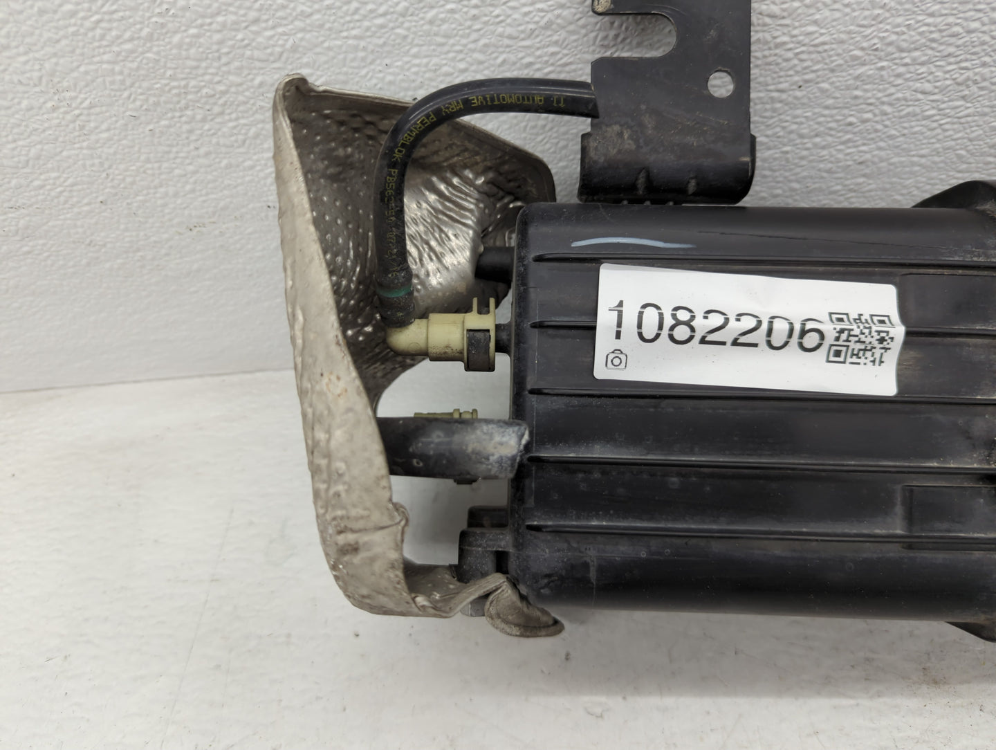 2017 Dodge Caravan Fuel Vapor Charcoal Canister - Oemusedautoparts1.com