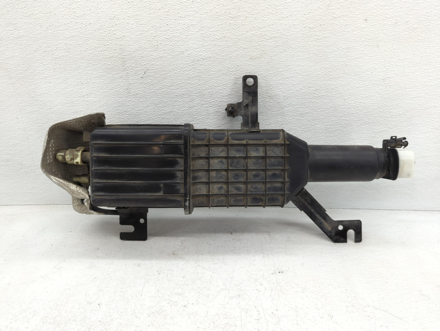 2017 Dodge Caravan Fuel Vapor Charcoal Canister - Oemusedautoparts1.com