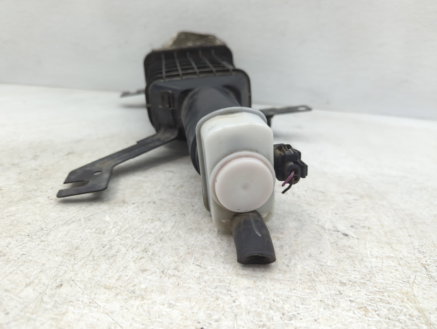 2017 Dodge Caravan Fuel Vapor Charcoal Canister - Oemusedautoparts1.com