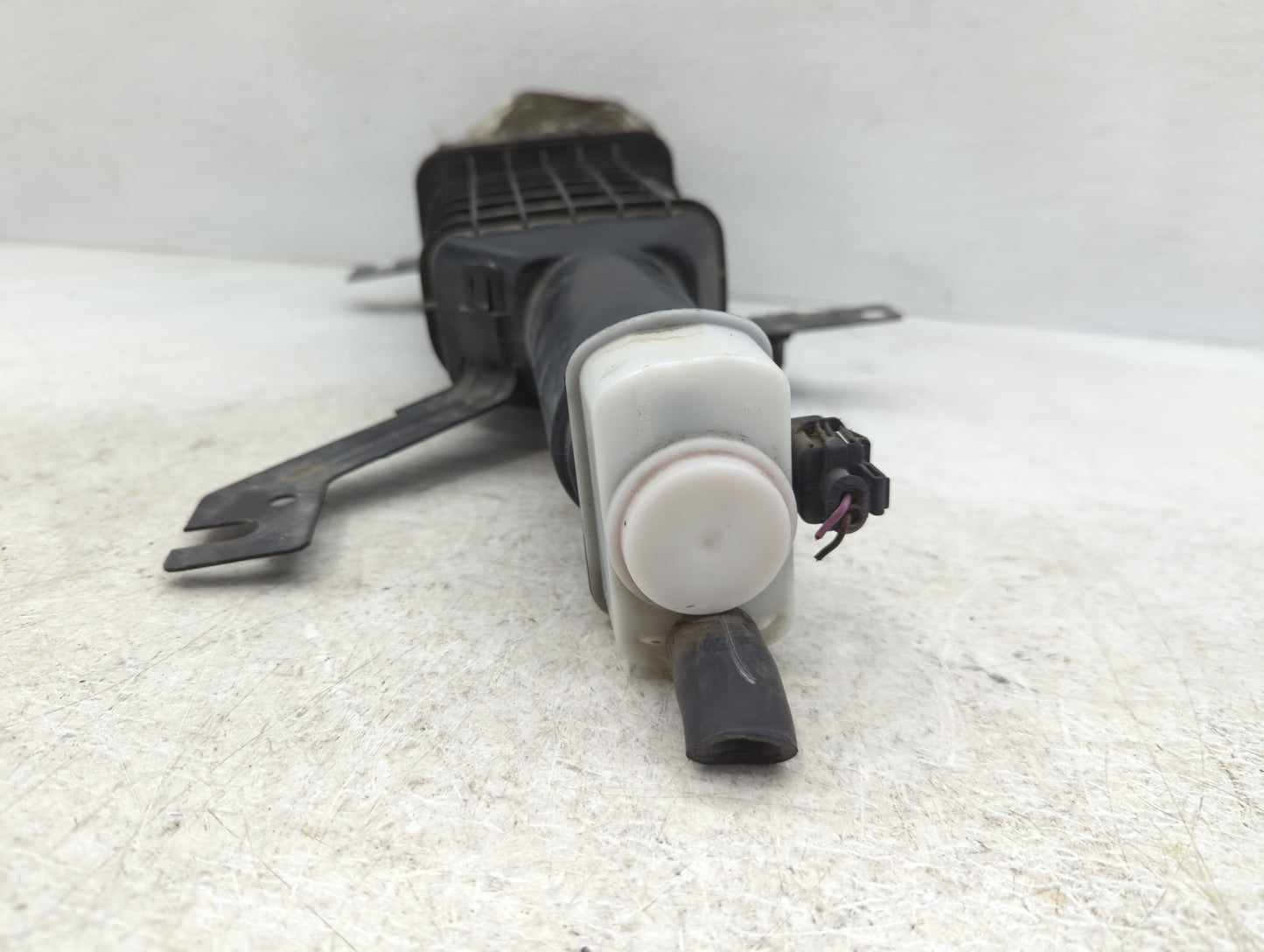 2017 Dodge Caravan Fuel Vapor Charcoal Canister - Oemusedautoparts1.com