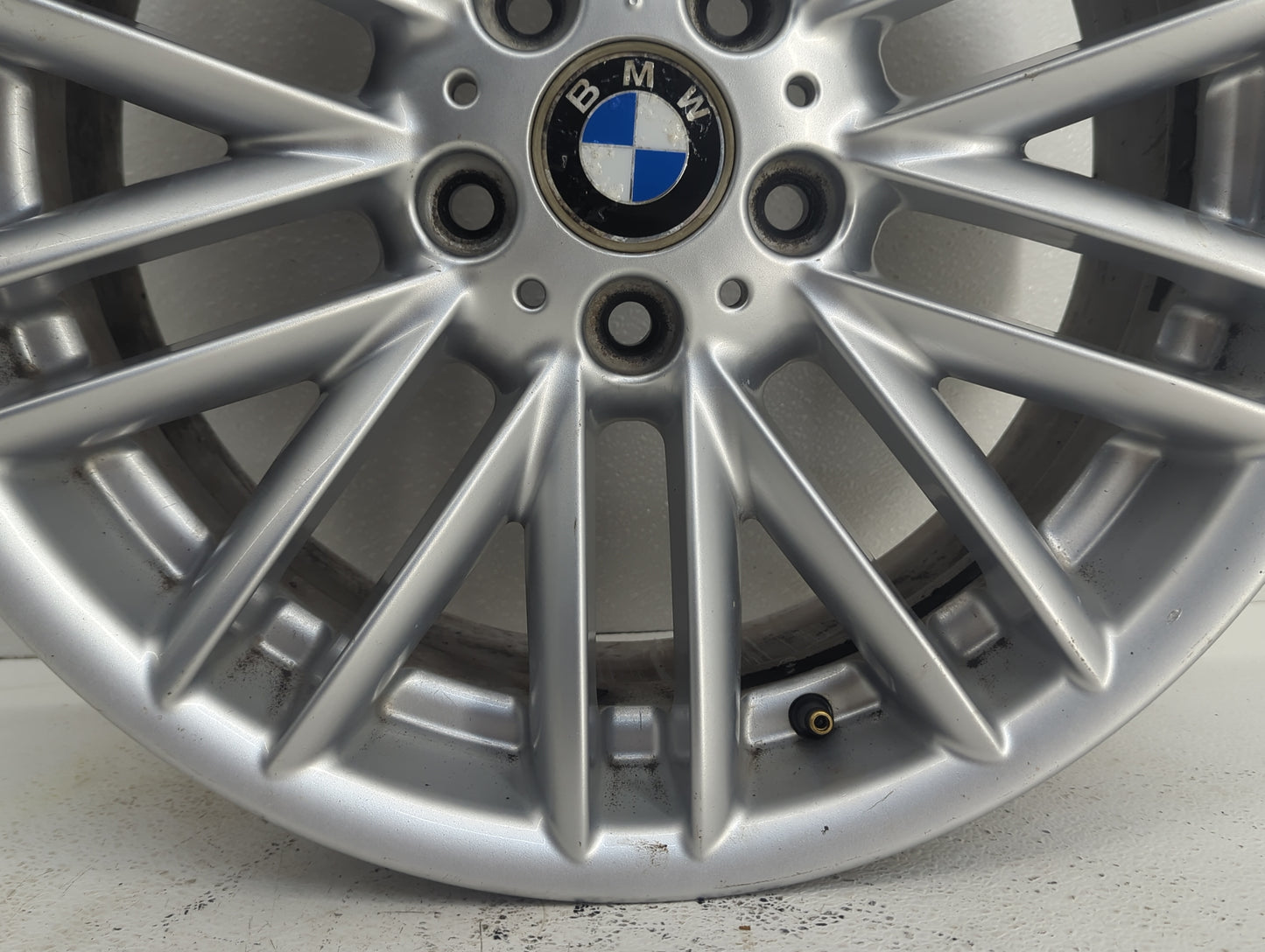 2002-2005 Bmw 745i Oem Wheel Rim