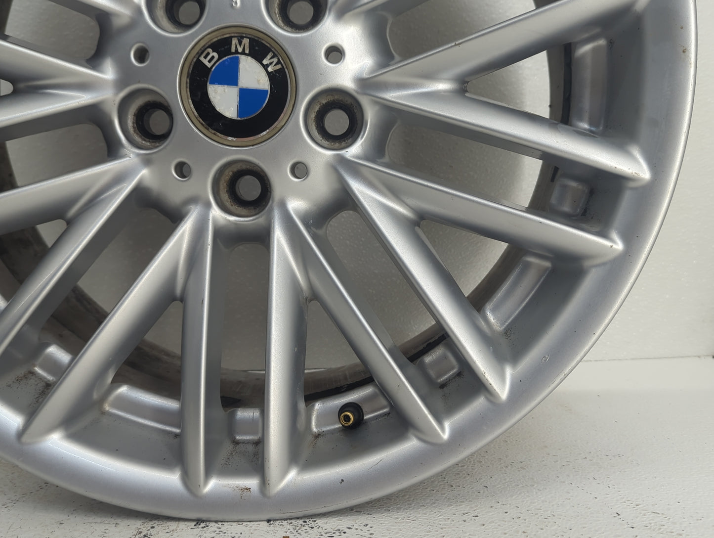 2002-2005 Bmw 745i Oem Wheel Rim
