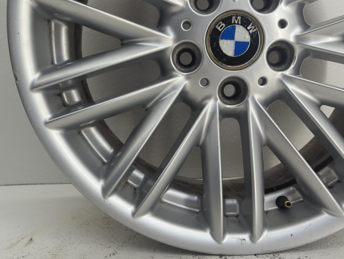 2002-2005 Bmw 745i Oem Wheel Rim
