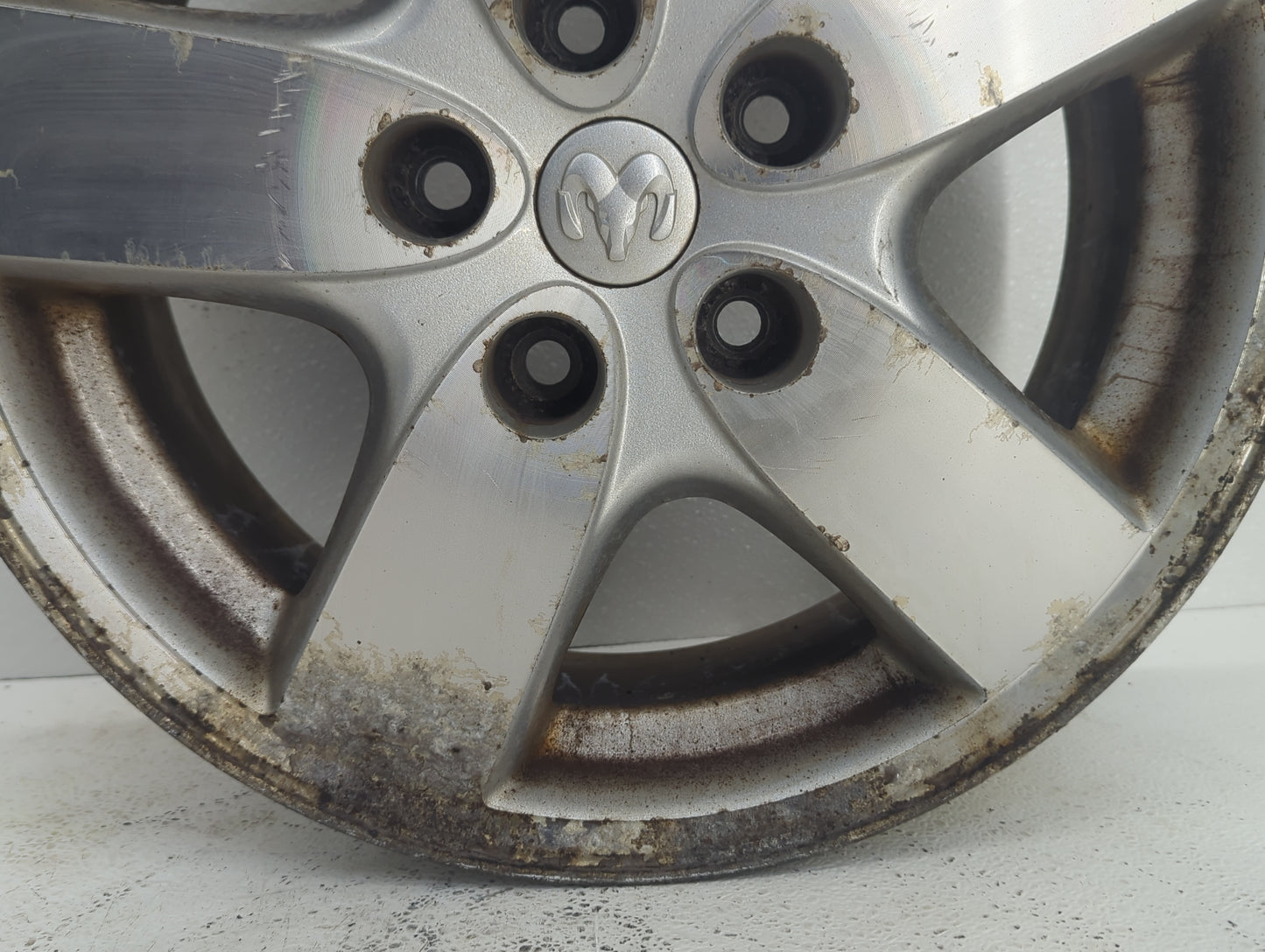 2005-2007 Dodge Caravan Oem Wheel Rim
