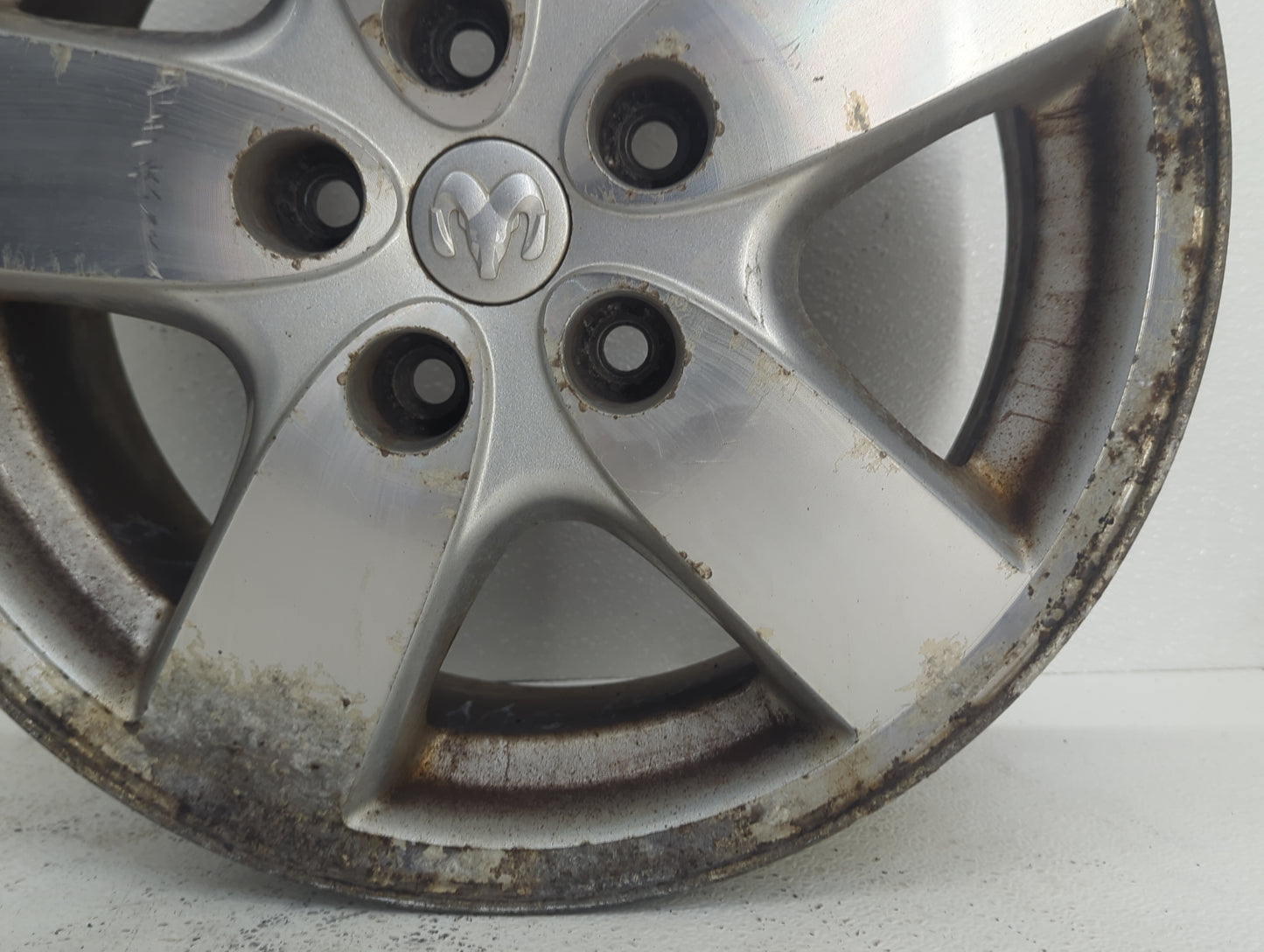 2005-2007 Dodge Caravan Oem Wheel Rim