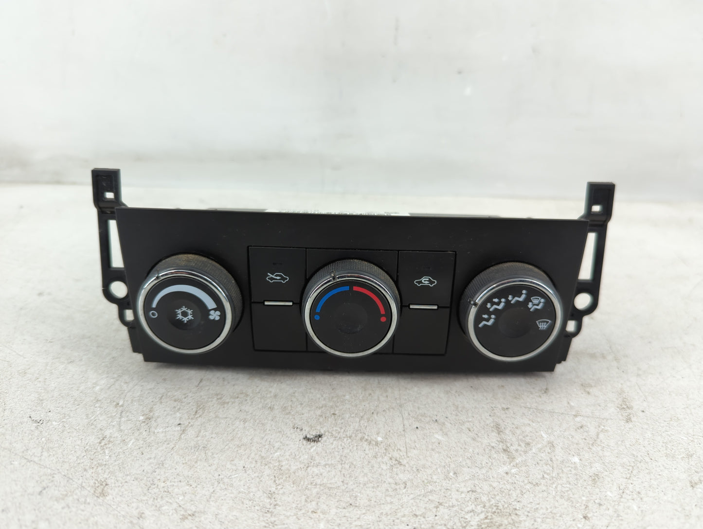 2010-2011 Gmc Sierra 1500 Climate Control Module Temperature AC/Heater Replacement P/N:20887810 Fits Fits 2010 2011 OEM Used Auto Parts