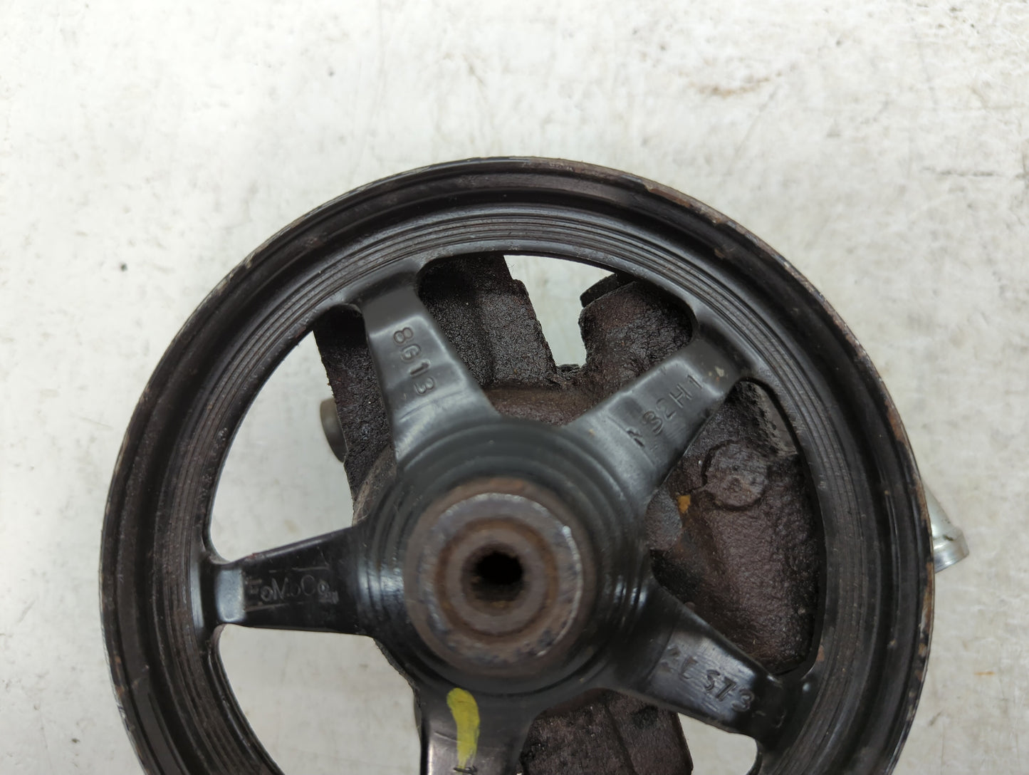 2001 Lincoln Town Car Power Steering Column Pump Oem - Oemusedautoparts1.com