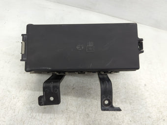 compare product 2010-2012 Ford Fusion Fusebox Fuse Box Panel Relay Module P/N:54-8799-30 Fits Fits 2010 2011 2012 OEM Used Auto Parts