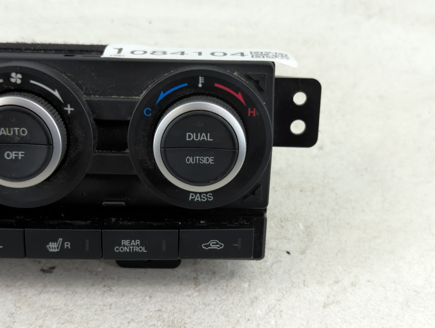 2007-2009 Mazda Cx-9 Climate Control Module Temperature AC/Heater Replacement P/N:TD12 61 190 TD11 61 325 Fits Fits 2007 2008 2009 OEM Used Auto Parts - Oemusedautoparts1.com