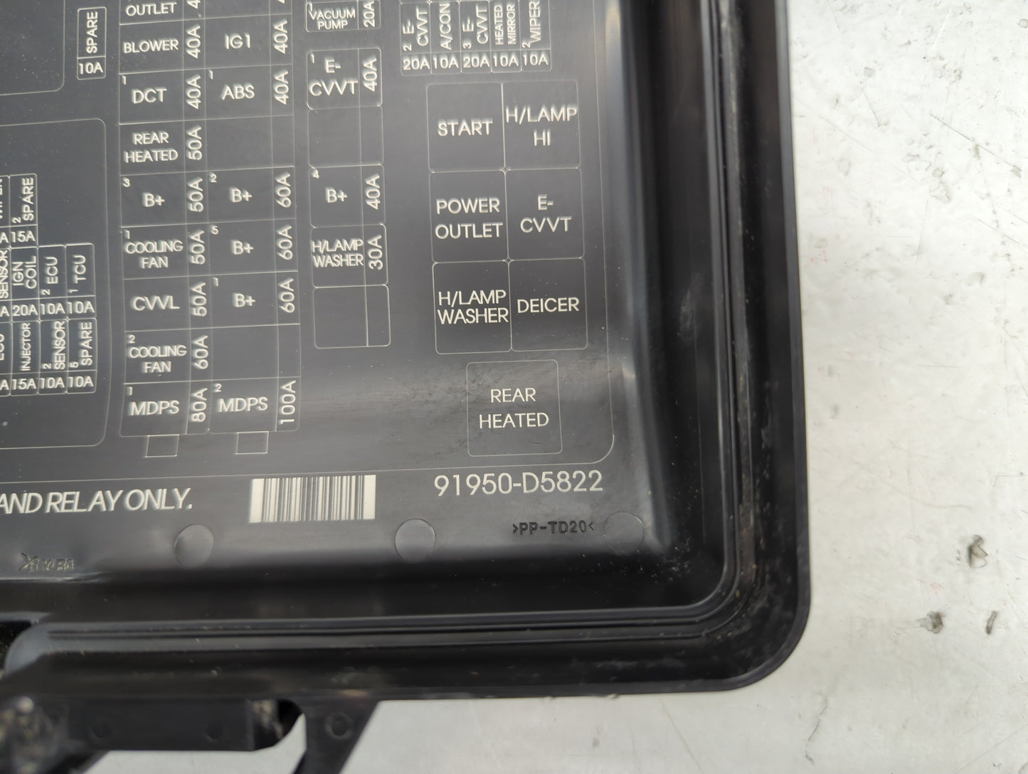 2016-2019 Kia Optima Fusebox Fuse Box Panel Relay Module P/N:91230D5070JA Fits Fits 2016 2017 2018 2019 OEM Used Auto Parts - Oemusedautoparts1.com