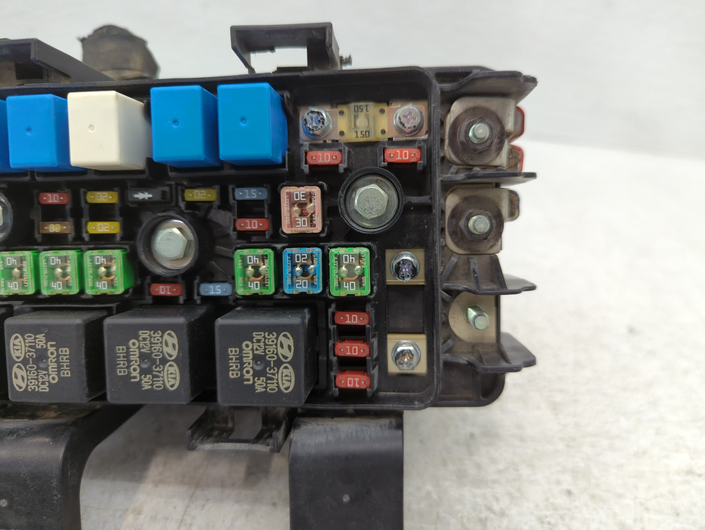 2006-2010 Hyundai Sonata Fusebox Fuse Box Panel Relay Module P/N:91950-3K540 Fits Fits 2006 2007 2008 2009 2010 OEM Used Auto Parts - Oemusedautoparts1.com