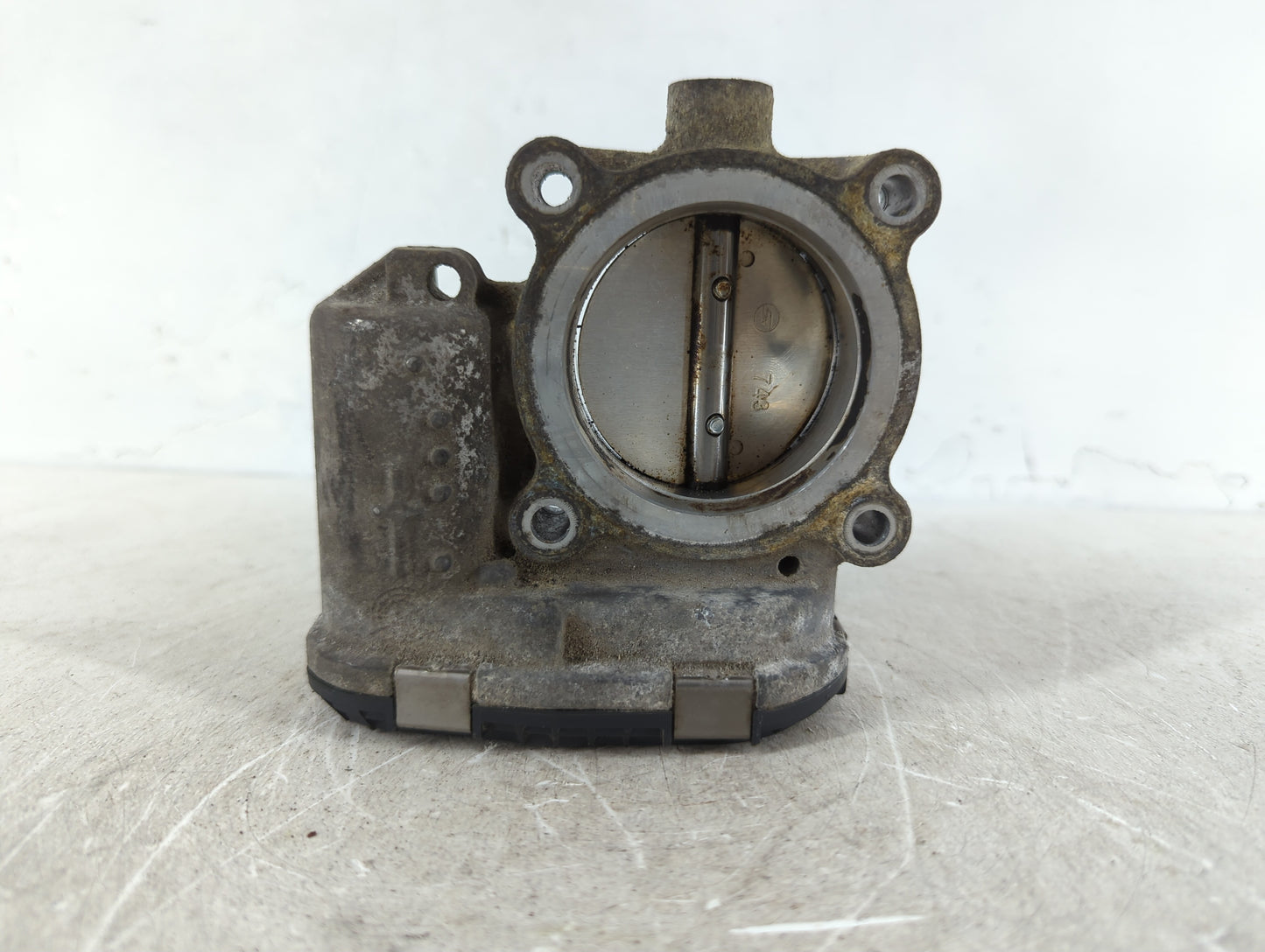 2013-2016 Ford Escape Throttle Body P/N:DS7E-9F991-BB Fits Fits 2013 2014 2015 2016 2017 2018 2019 OEM Used Auto Parts - Oemusedautoparts1.com