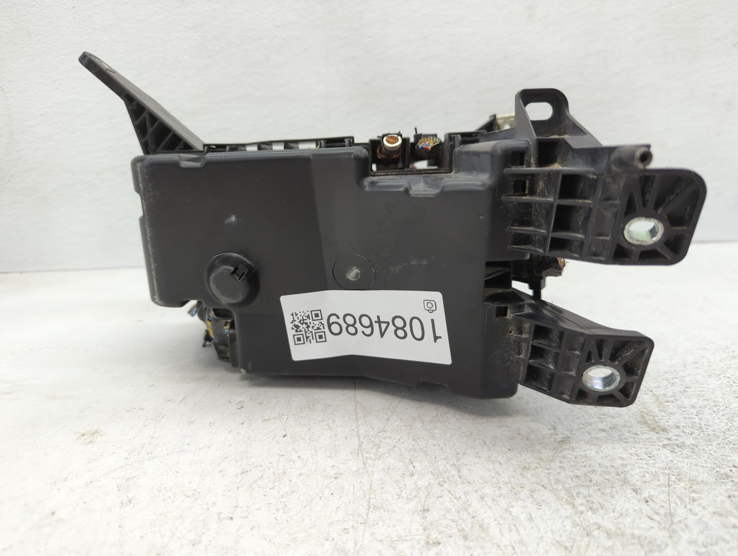 2006-2012 Toyota Rav4 Fusebox Fuse Box Panel Relay Module P/N:82662-0R010 Fits Fits 2006 2007 2008 2009 2010 2011 2012 OEM Used Auto Parts - Oemusedautoparts1.com