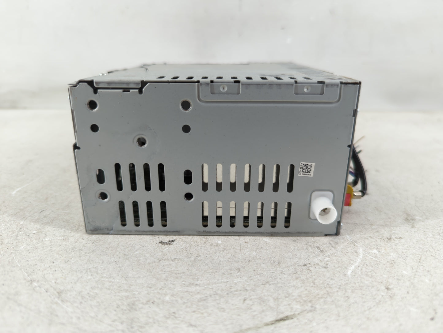 2015-2016 Ford Fusion Radio AM FM Cd Player Receiver Replacement Fits Fits 2015 2016 OEM Used Auto Parts - Oemusedautoparts1.com