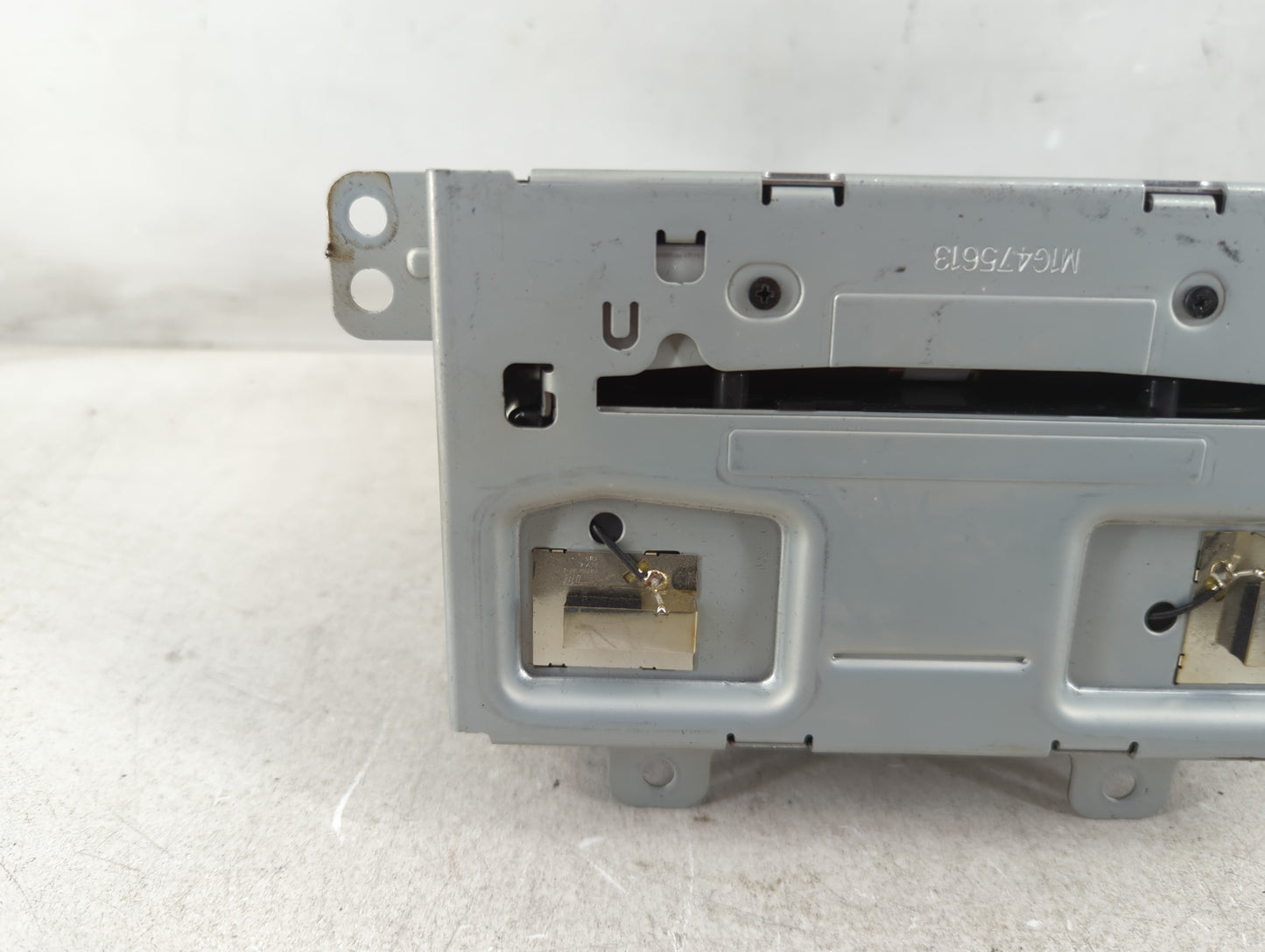2013 Buick Regal Radio AM FM Cd Player Receiver Replacement P/N:23135481 Fits OEM Used Auto Parts - Oemusedautoparts1.com