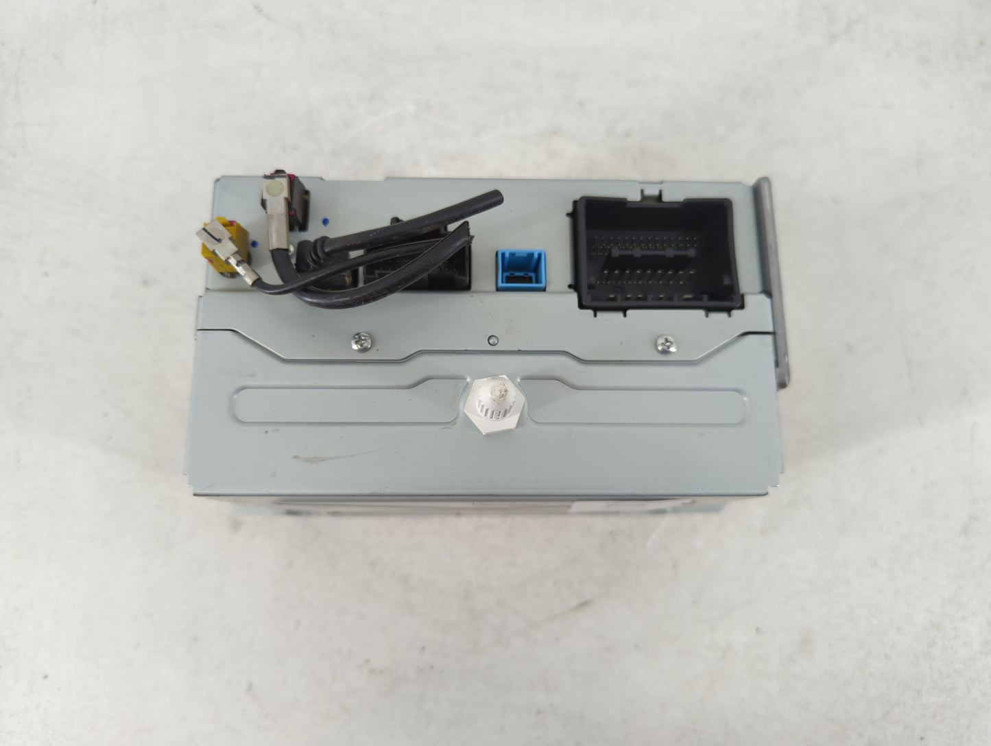 2013 Buick Regal Radio AM FM Cd Player Receiver Replacement P/N:23135481 Fits OEM Used Auto Parts - Oemusedautoparts1.com