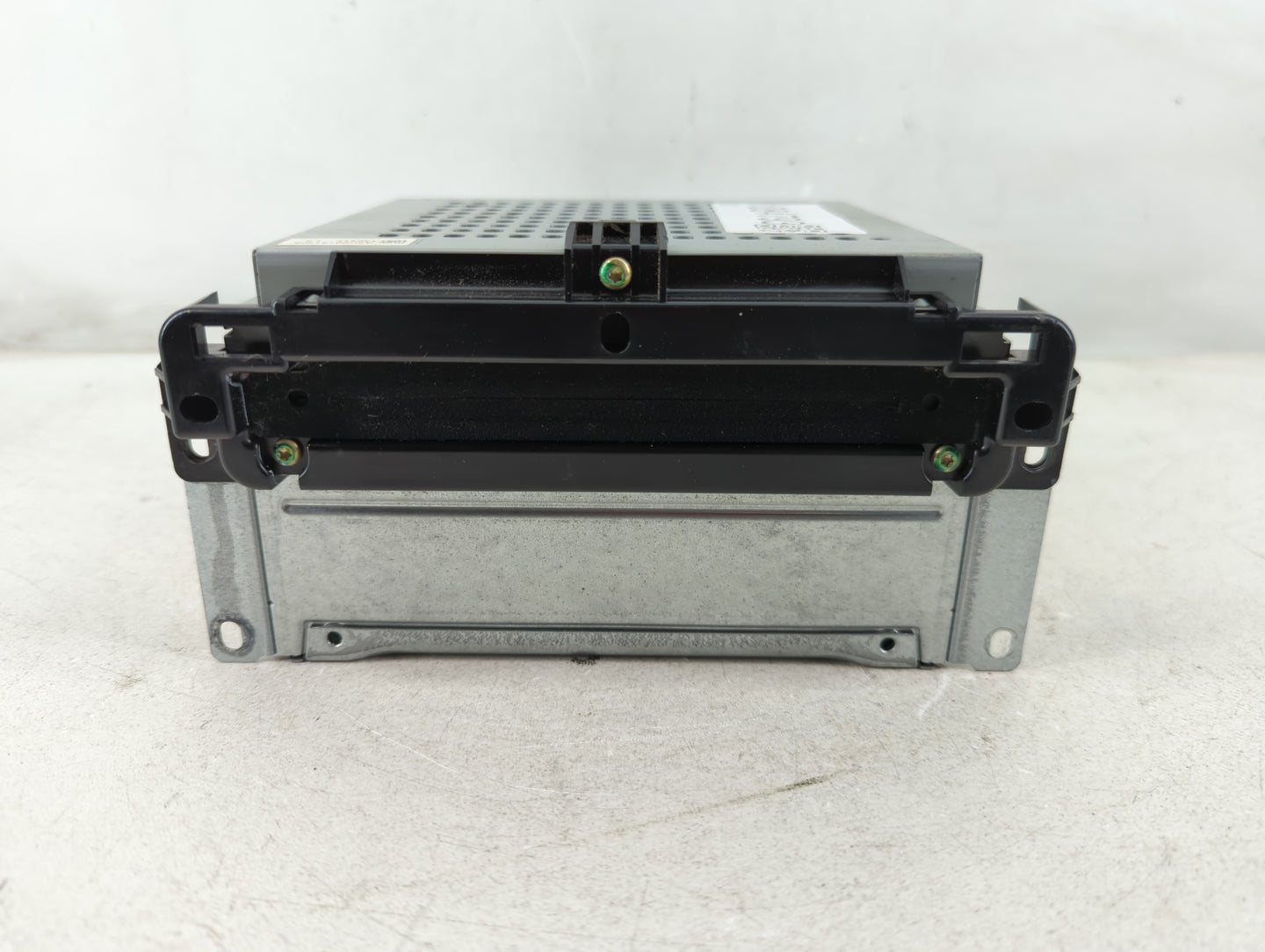 2018-2020 Dodge Journey Radio AM FM Cd Player Receiver Replacement P/N:P68209665AA Fits Fits 2018 2019 2020 OEM Used Auto Parts - Oemusedautoparts1.com