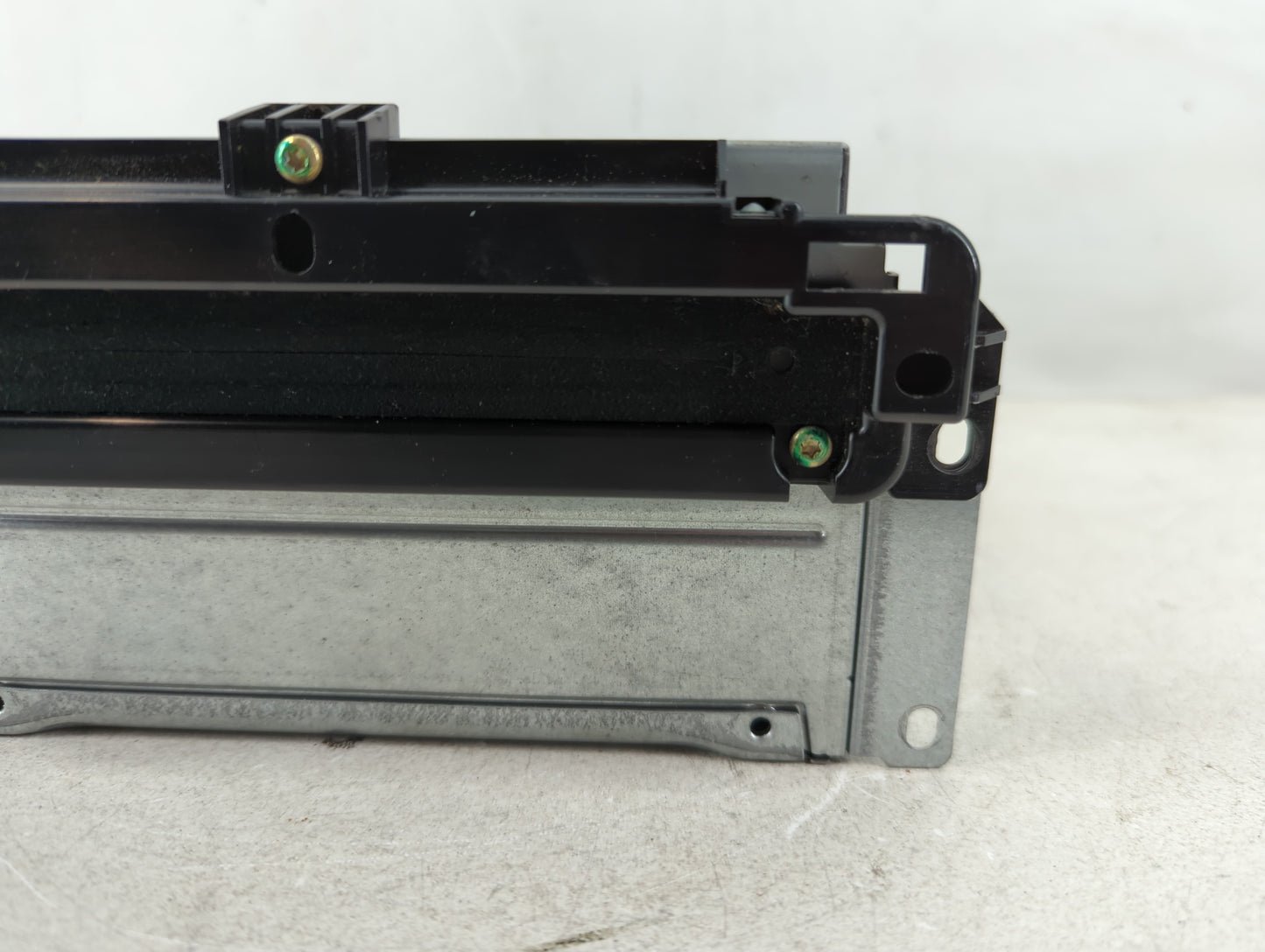2018-2020 Dodge Journey Radio AM FM Cd Player Receiver Replacement P/N:P68209665AA Fits Fits 2018 2019 2020 OEM Used Auto Parts - Oemusedautoparts1.com