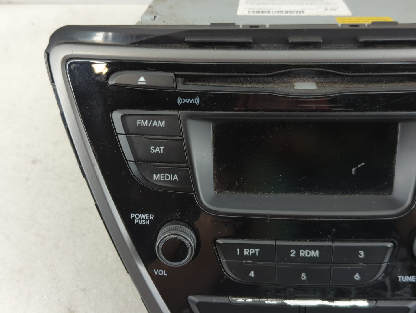 2014-2016 Hyundai Elantra Radio AM FM Cd Player Receiver Replacement P/N:96170-3X156GU Fits Fits 2014 2015 2016 OEM Used Auto Parts - Oemusedautoparts1.com