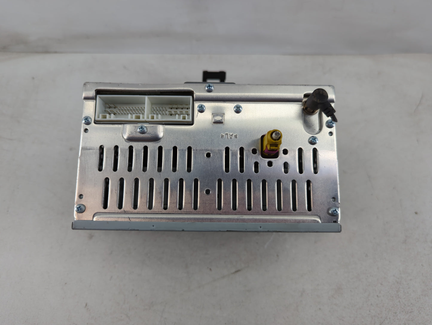 2014-2016 Hyundai Elantra Radio AM FM Cd Player Receiver Replacement P/N:96170-3X156GU Fits Fits 2014 2015 2016 OEM Used Auto Parts - Oemusedautoparts1.com
