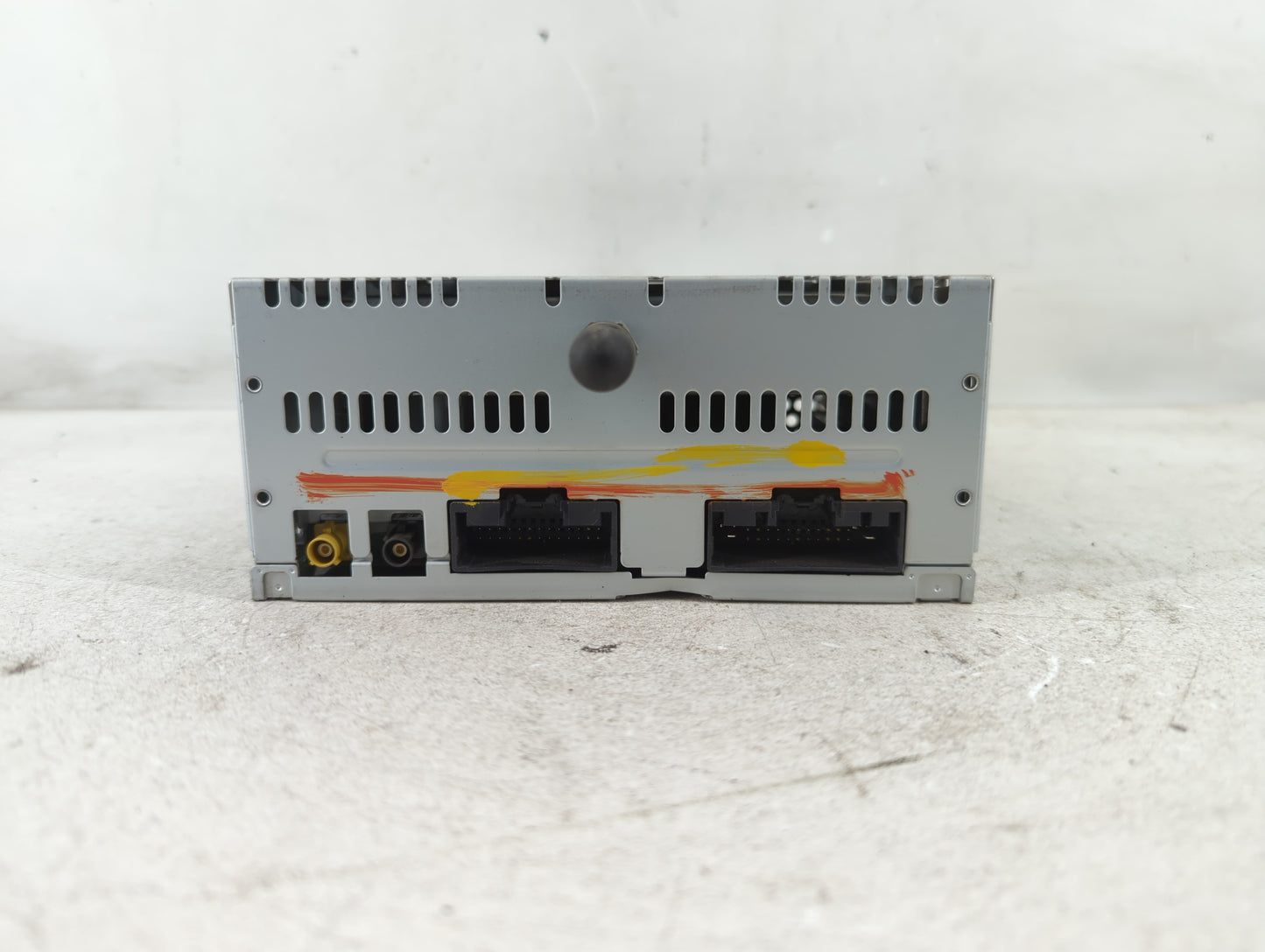2014 Ford Edge Radio AM FM Cd Player Receiver Replacement P/N:ET4T 19C107-NA Fits Fits 2015 OEM Used Auto Parts - Oemusedautoparts1.com