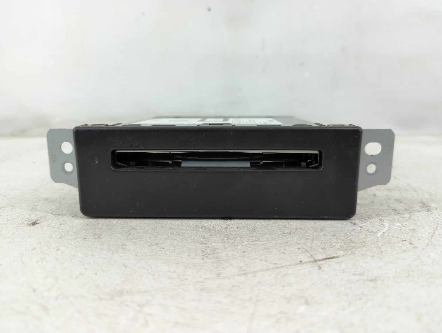 2014 Buick Lacrosse Radio AM FM Cd Player Receiver Replacement P/N:13590747 Fits Fits 2015 OEM Used Auto Parts - Oemusedautoparts1.com