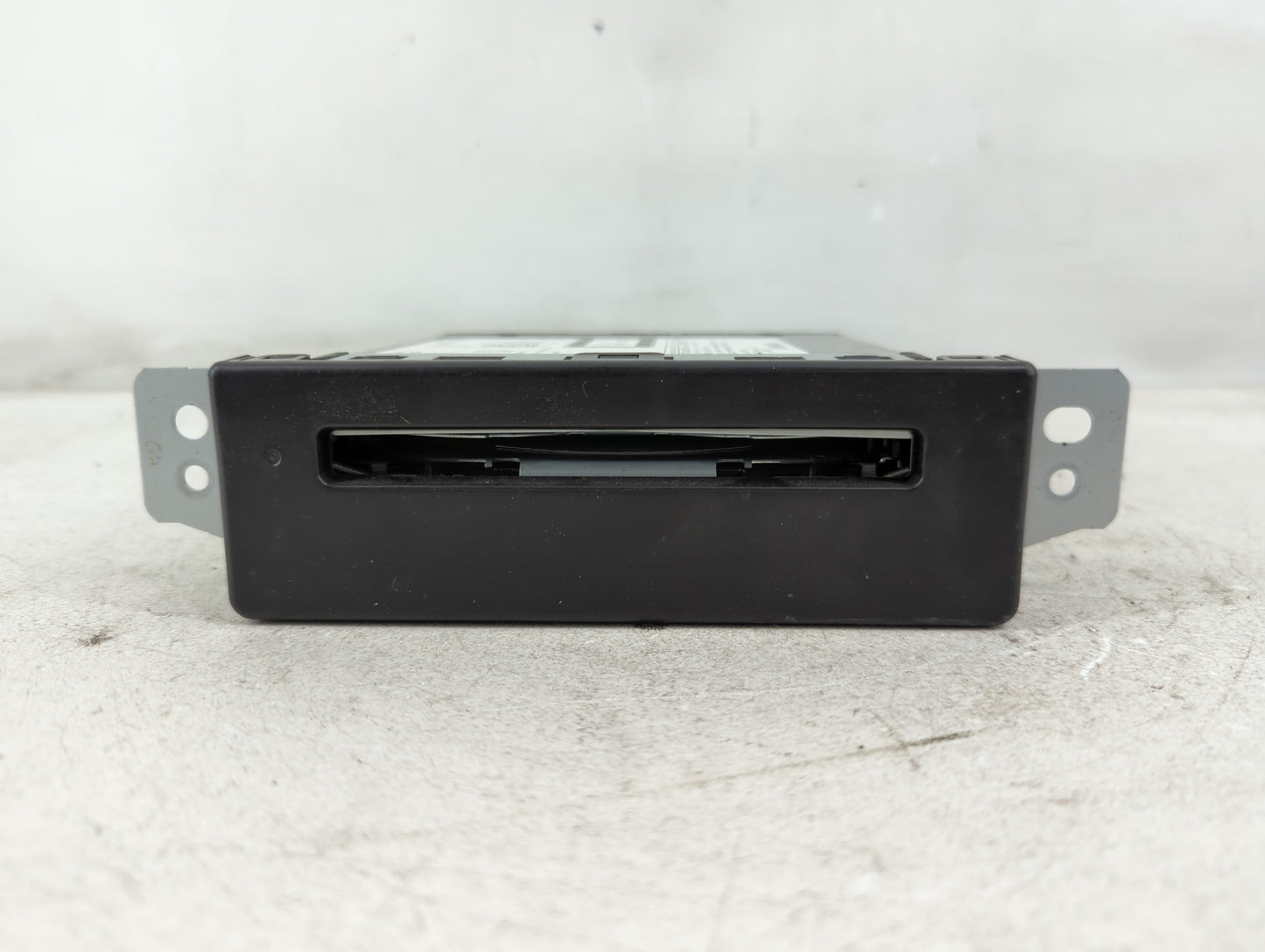 2014 Buick Lacrosse Radio AM FM Cd Player Receiver Replacement P/N:13590747 Fits Fits 2015 OEM Used Auto Parts - Oemusedautoparts1.com