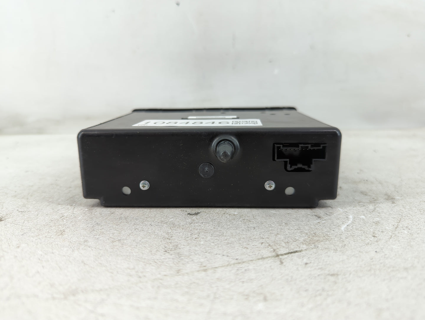 2014 Chevrolet Silverado 1500 Radio AM FM Cd Player Receiver Replacement P/N:13590747 Fits Fits 2013 2015 OEM Used Auto Parts - Oemusedautoparts1.com