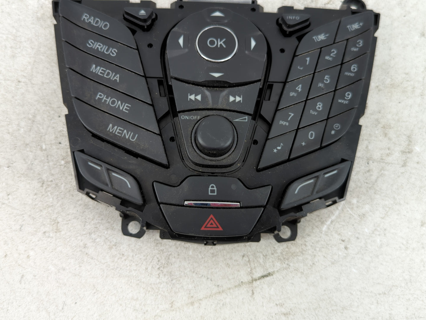 2013-2016 Ford Escape Radio AM FM Cd Player Receiver Replacement P/N:DJ5T 18K811 BA Fits Fits 2013 2014 2015 2016 OEM Used Auto Parts - Oemusedautoparts1.com